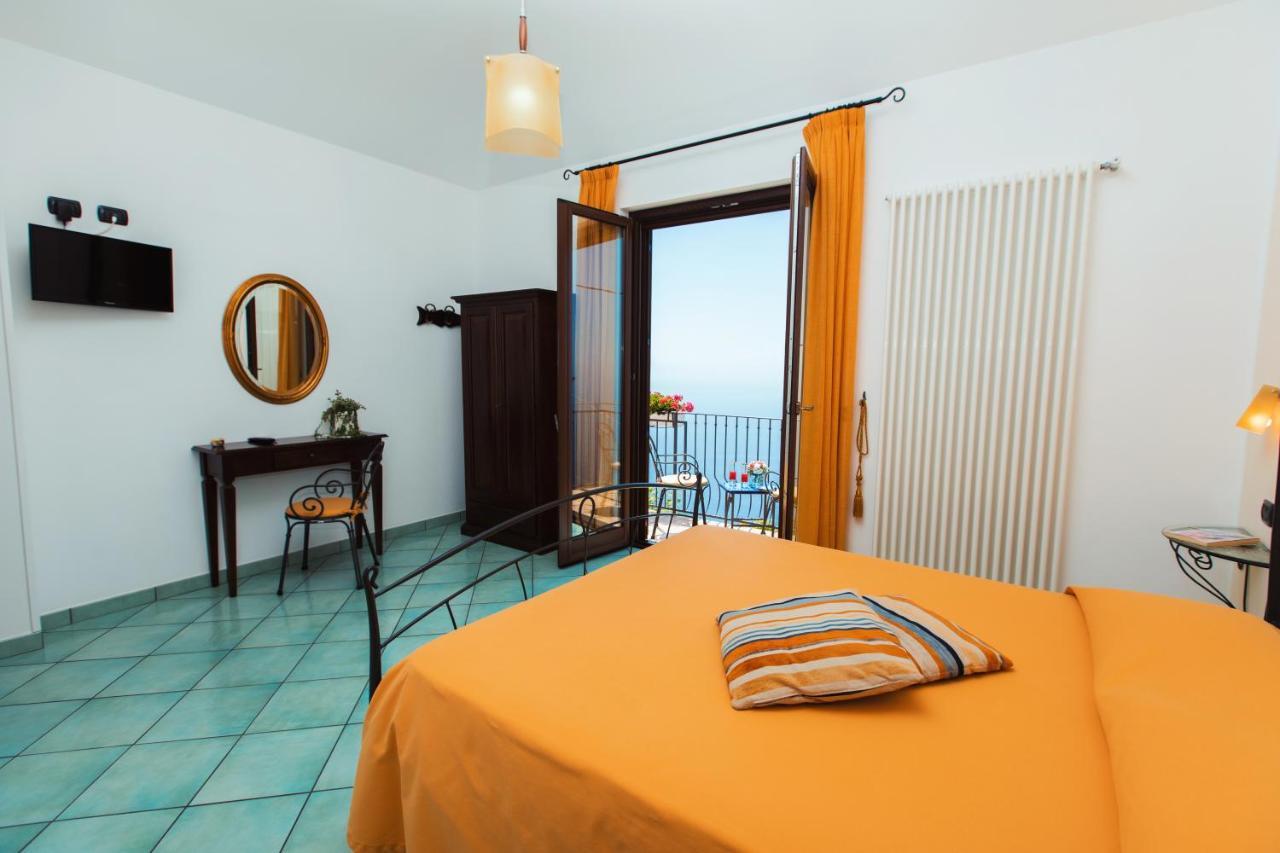Roccia Fiorita Hotel Furore Exterior photo